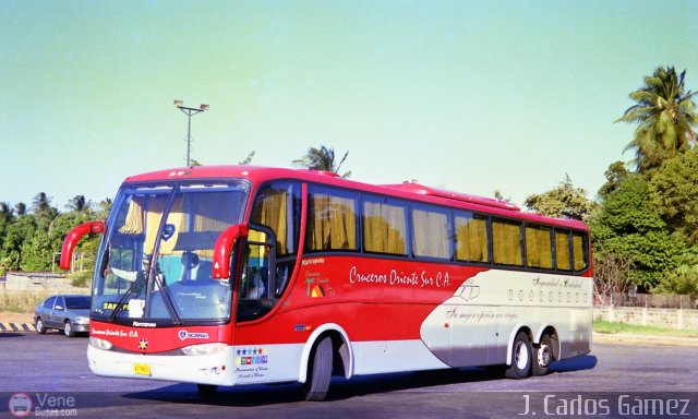 Cruceros Oriente Sur 190 por Pablo Acevedo