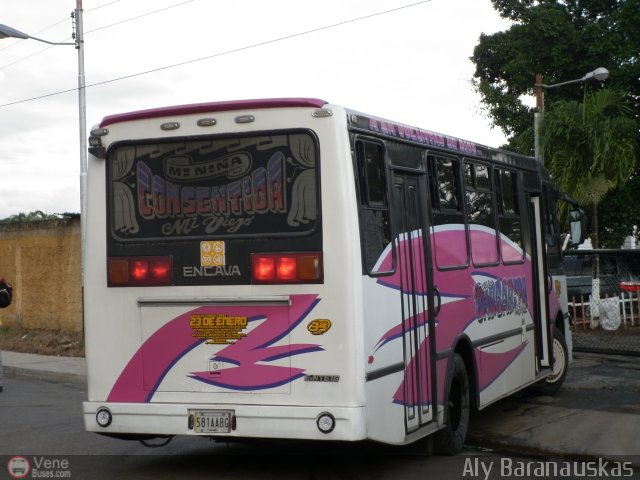 U.C. 23 de Enero 034 por Aly Baranauskas