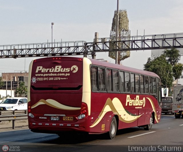 Empresa de Transporte Per� Bus S.A. 390 por Leonardo Saturno