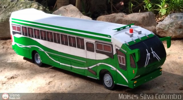 Maquetas y Miniaturas Tilca 026 por Mois�s Silva Colombo