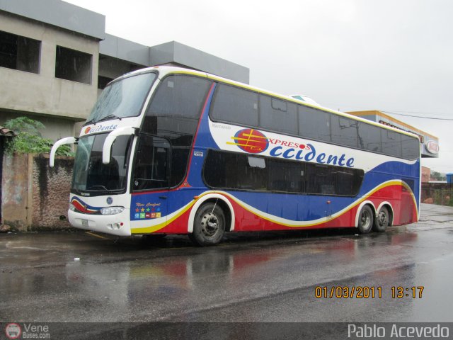 Expresos Occidente 303 por Pablo Acevedo