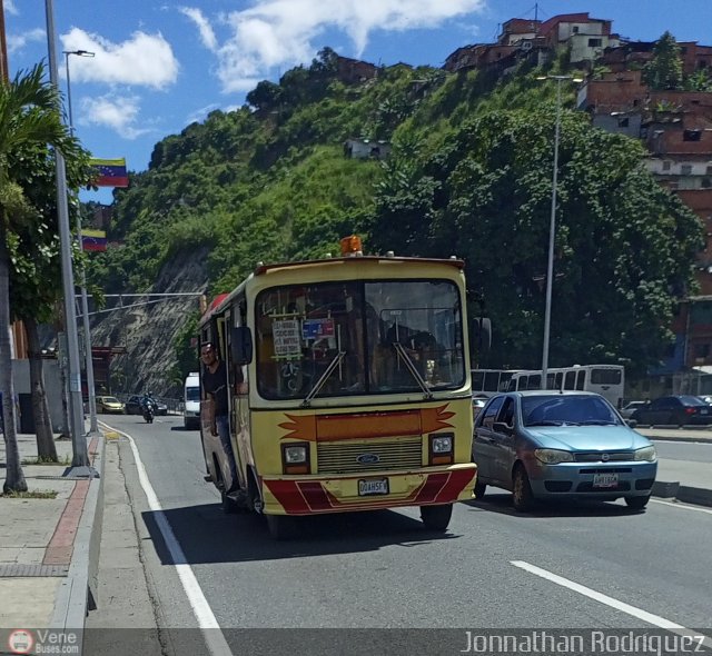 DC - Coop. de Transp. Fuerza Socialista Tiuna 90 por Jonnathan Rodr�guez