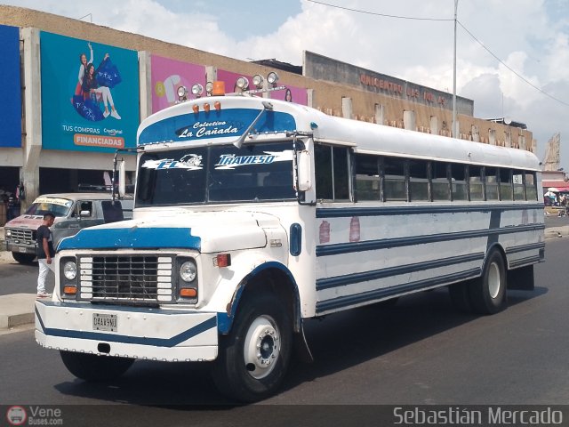 ZU - Colectivos La Ca�ada 18 por Sebasti�n Mercado