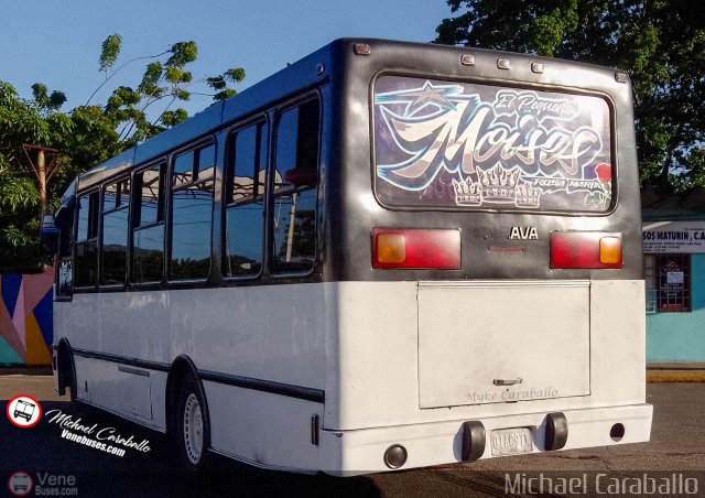 Particular o Desconocido Carupano por Michael Caraballo