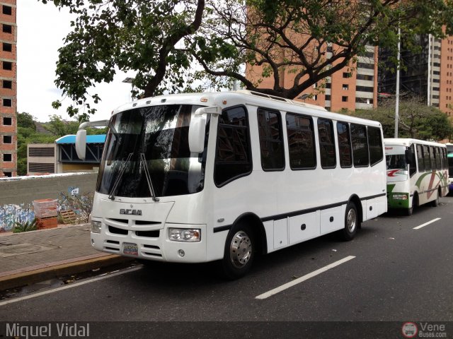 Ejecutivos Tony C.A. ND por Miguel Vidal