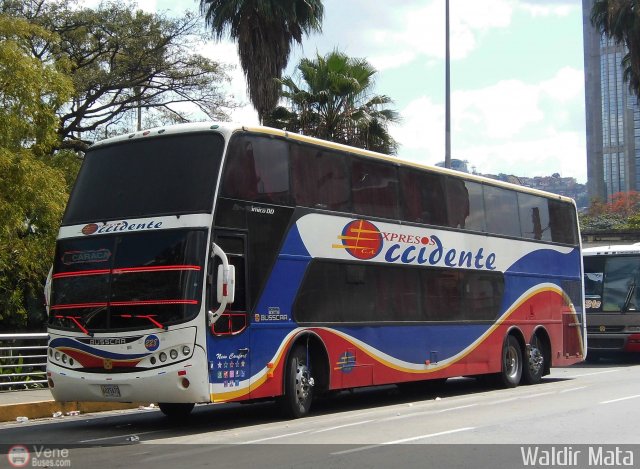 Expresos Occidente 228 por Waldir Mata