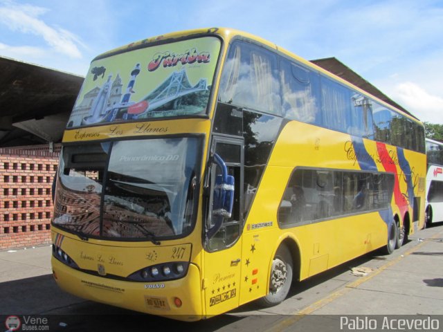 Expresos Los Llanos 247 por Pablo Acevedo