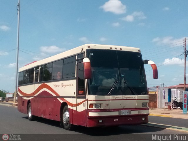 Expresos Guayana 015 por Miguel Pino