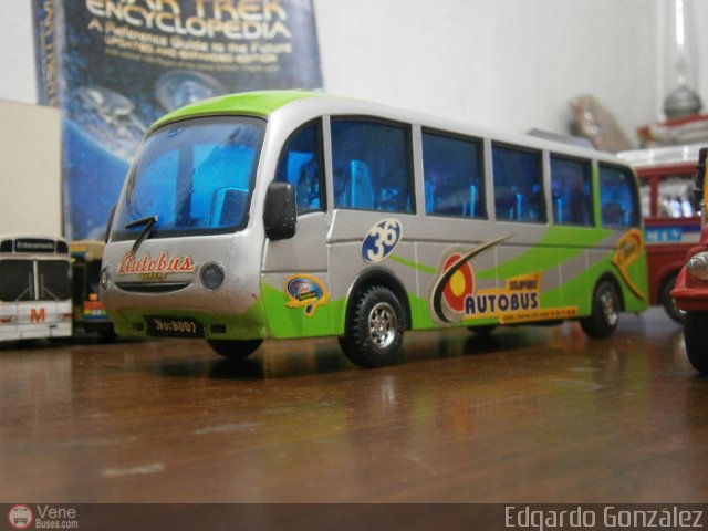Maquetas y Miniaturas AGC-0401SN por Edgardo Gonz�lez