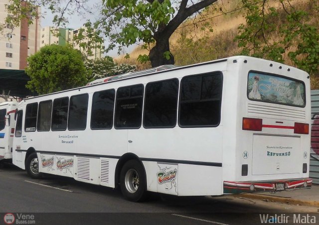 Transporte El Esfuerzo 14 por Waldir Mata