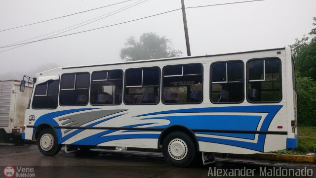 U.C. Catia - El Junquito 059 por Alexander Maldonado