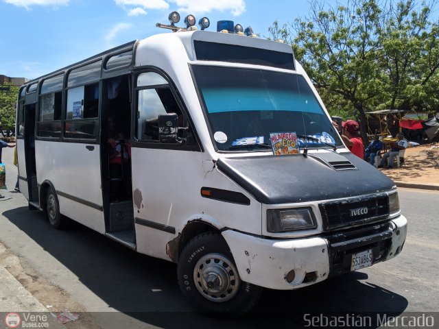 ZU - U.C. Barrio La Polar 126 por Sebasti�n Mercado