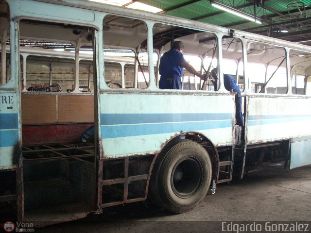 DC - Colectivos del Norte 60 por Edgardo Gonz�lez