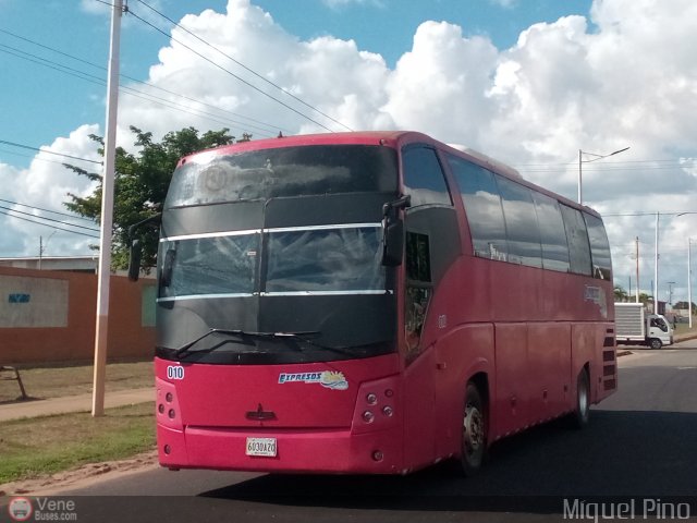 Expresos Sol y Mar 010 por Miguel Pino