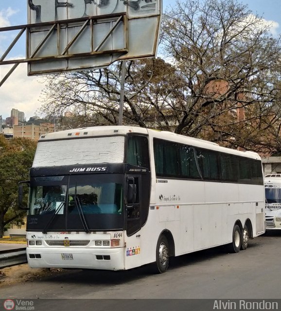 Transporte Los Siervos de Dios 1044 por Alvin Rond�n