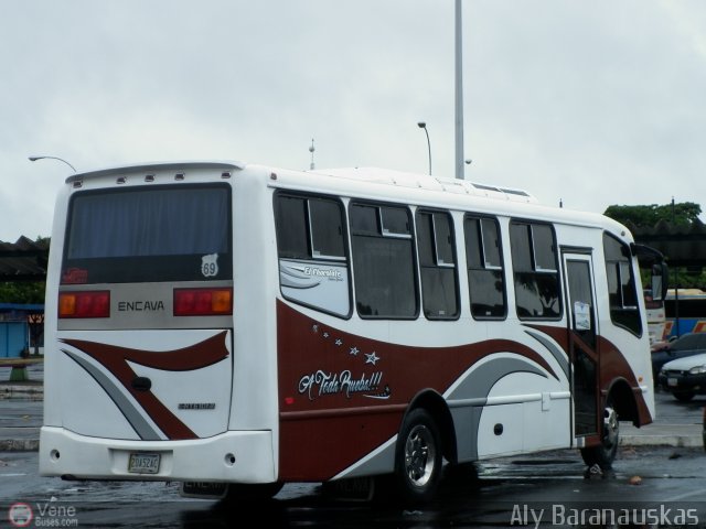 Tren Express 69 por Aly Baranauskas