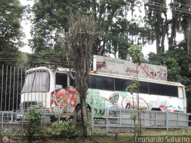 En Chiveras Abandonados Recuperación McDouglas por Leonardo Saturno