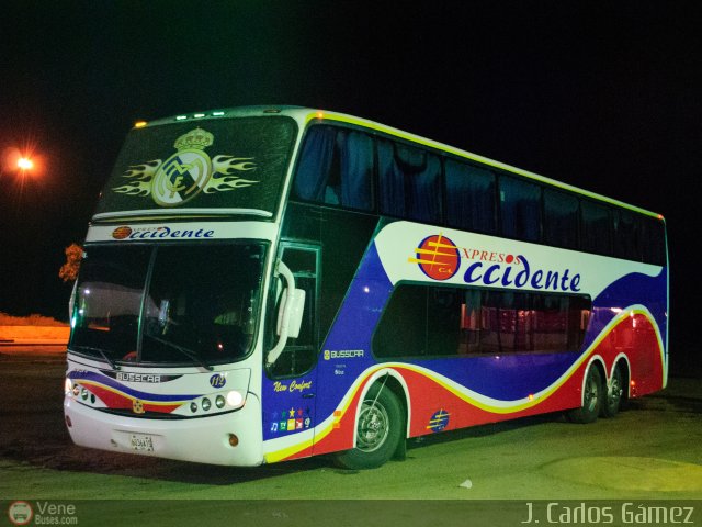 Expresos Occidente 112 por J. Carlos G�mez