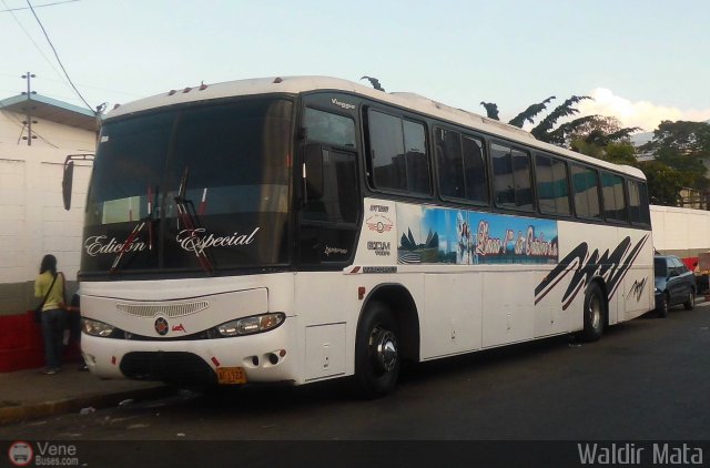 L�nea 1ero de Octubre 043 por Waldir Mata