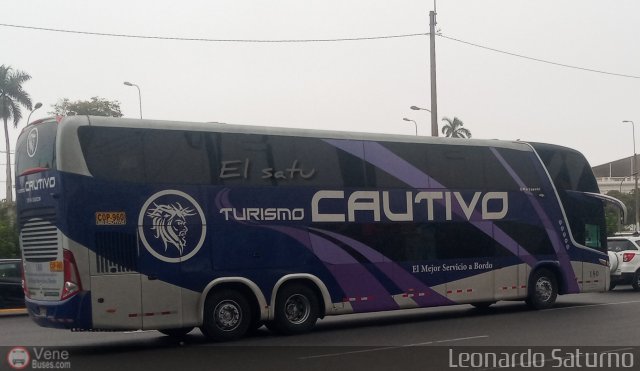 Turismo Cautivo 180 por Leonardo Saturno