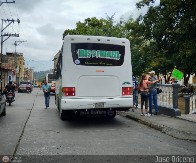 U.C. L�nea Carvajal 096 por Jos� Brice�o