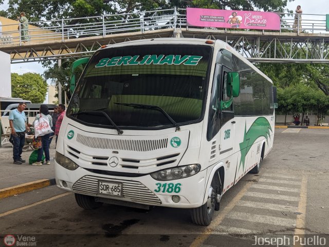 Berlinas del Fonce 3186 por Joseph Puello