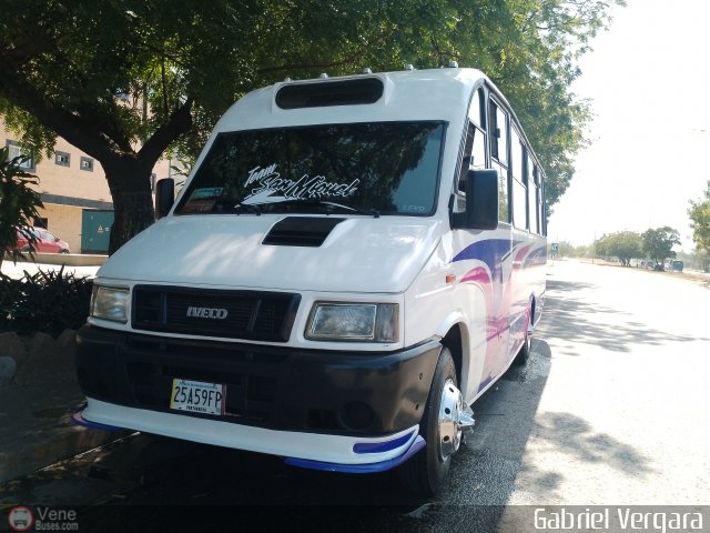 VA - Uni�n Conductores Jos� Mar�a Vargas 245 por Gabriel Vergara