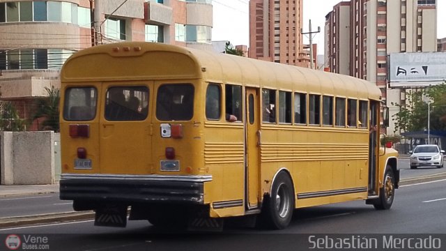 Uso Oficial 999 por Sebasti�n Mercado