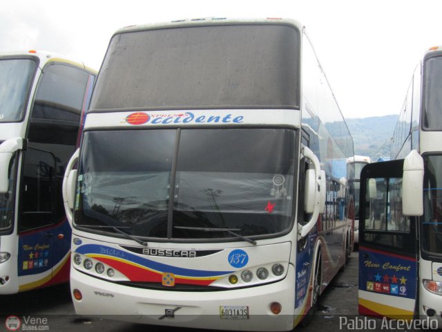 Expresos Occidente 137 por Pablo Acevedo