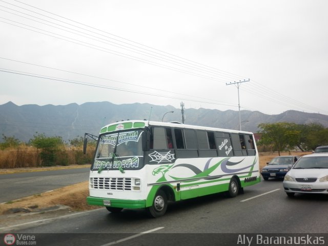 CA - Unin La Esmeralda 182 por Aly Baranauskas