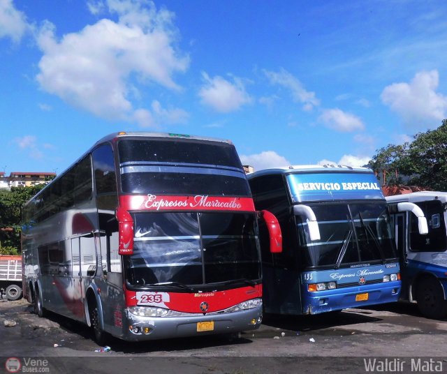 Garajes Paradas y Terminales Caracas por Waldir Mata