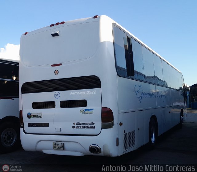 Ejecutivos Boga 13 por Antonio Mittilo