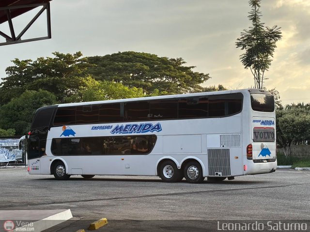 Expresos M�rida 0132 por Leonardo Saturno