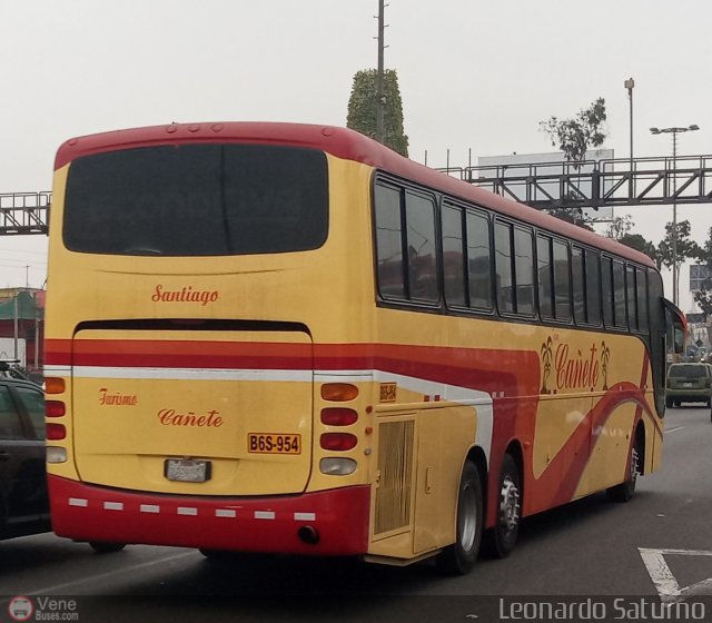 Turismo Ca�ete 954 por Leonardo Saturno