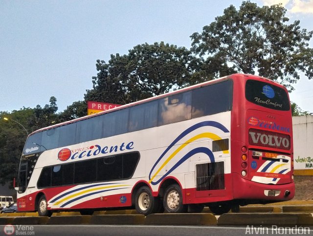 Expresos Occidente 010 por Alvin Rond�n