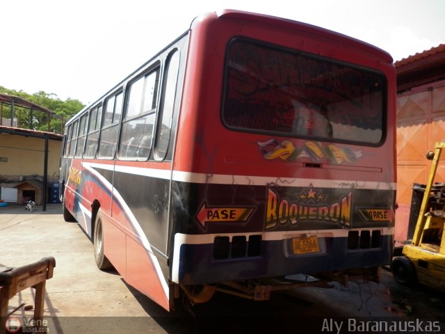 En Chiveras Abandonados Recuperaci�n 95 por Aly Baranauskas