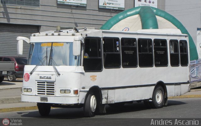 Cooperativa de Transporte Lucero Mundo 021 por Andr�s Ascanio