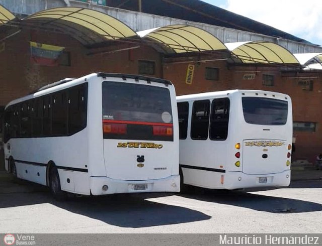 Garajes Paradas y Terminales Nirgua por Eduard Delgado