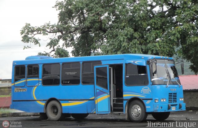 C.U. Caracas - Los Teques A.C. 006 por Jhosmar Luque