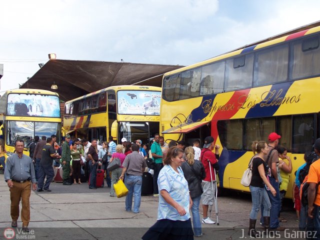 Garajes Paradas y Terminales San-Cristobal por J. Carlos Gmez
