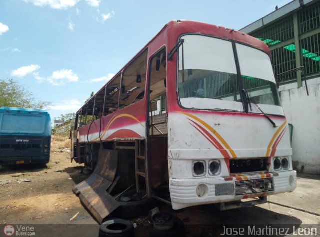 En Chiveras Abandonados Recuperación JML002 por Oliver Castillo