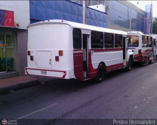 LA - Uni�n De Cond. R�pidos S.C. Metropolitano 043 por Pedro Hernandez