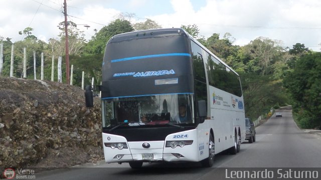 Expresos M�rida 2024 por Leonardo Saturno