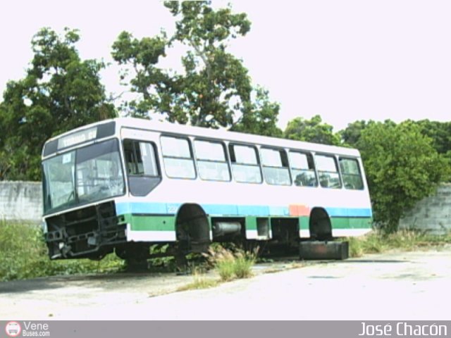 En Chiveras Abandonados Recuperaci�n Torino por Jos� Chac�n