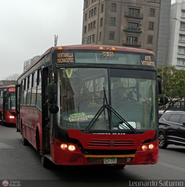 Expreso Nueva Lima S.A.C. 795 por Leonardo Saturno