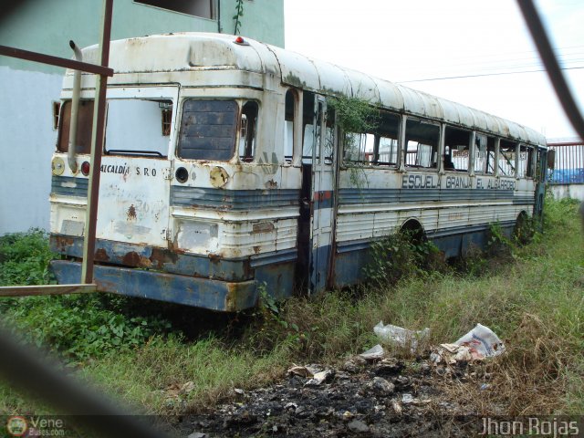 En Chiveras Abandonados Recuperaci�n 1234 por Jhonangel Montes