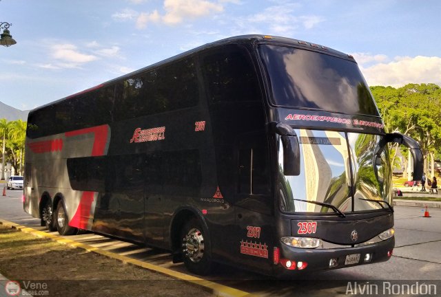 Aeroexpresos Ejecutivos 2307 por Alvin Rond�n