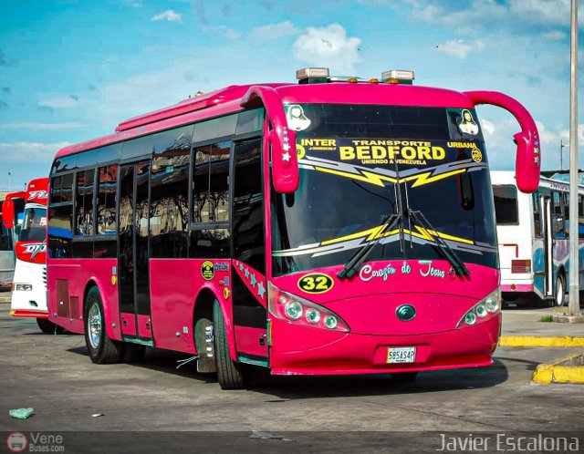 Transporte Bedford 32 por Numiskar Escalona