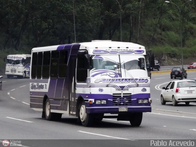 L�nea Hermanos Unidos S.C. 09 por Pablo Acevedo