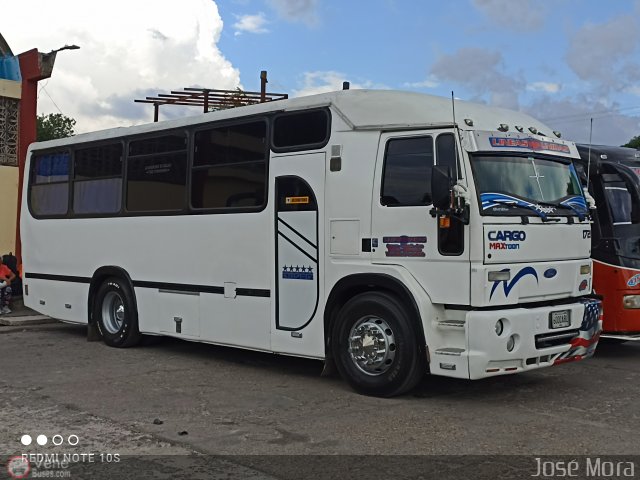 U.C. L�neas Unidas 120 por Jos� Mora